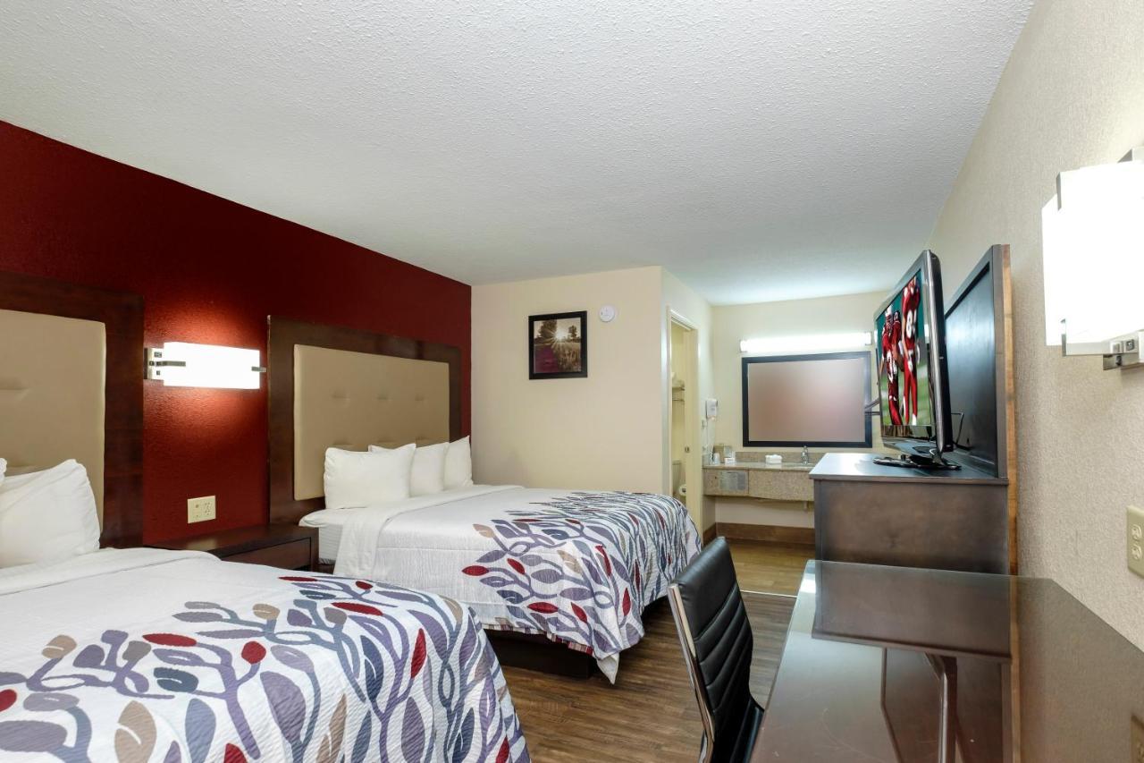 Red Roof Inn Columbus, Ms Extérieur photo