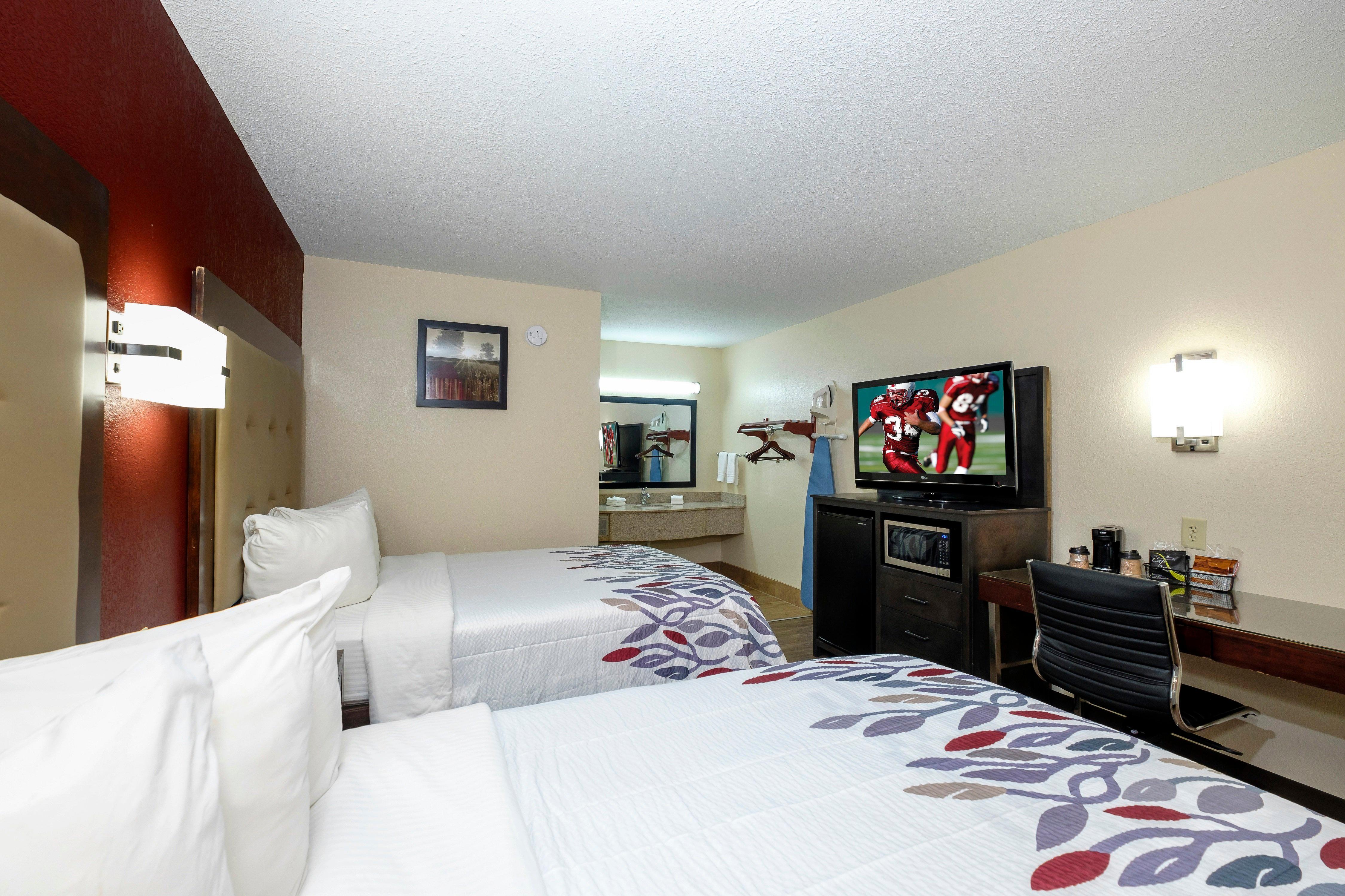 Red Roof Inn Columbus, Ms Extérieur photo