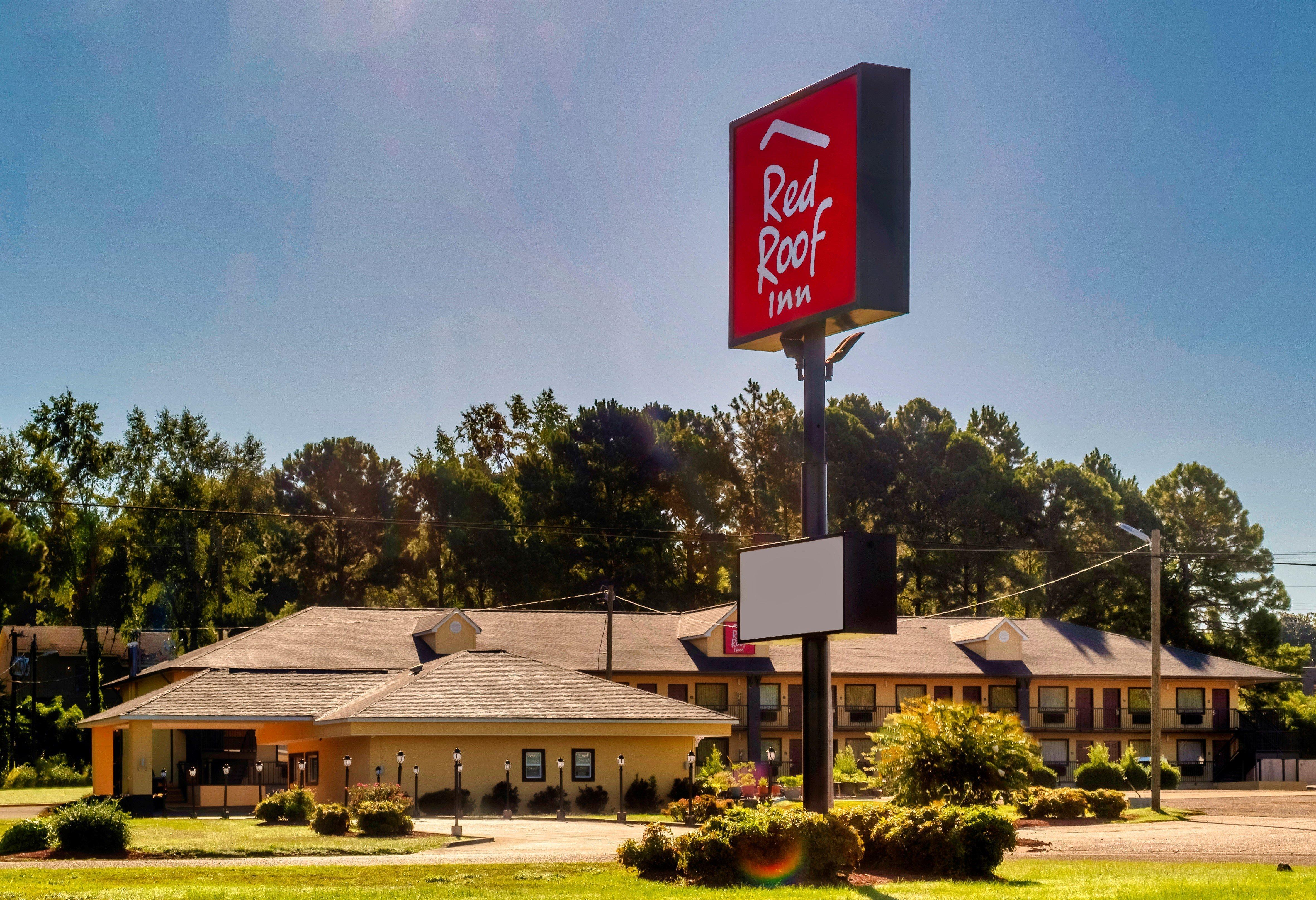 Red Roof Inn Columbus, Ms Extérieur photo