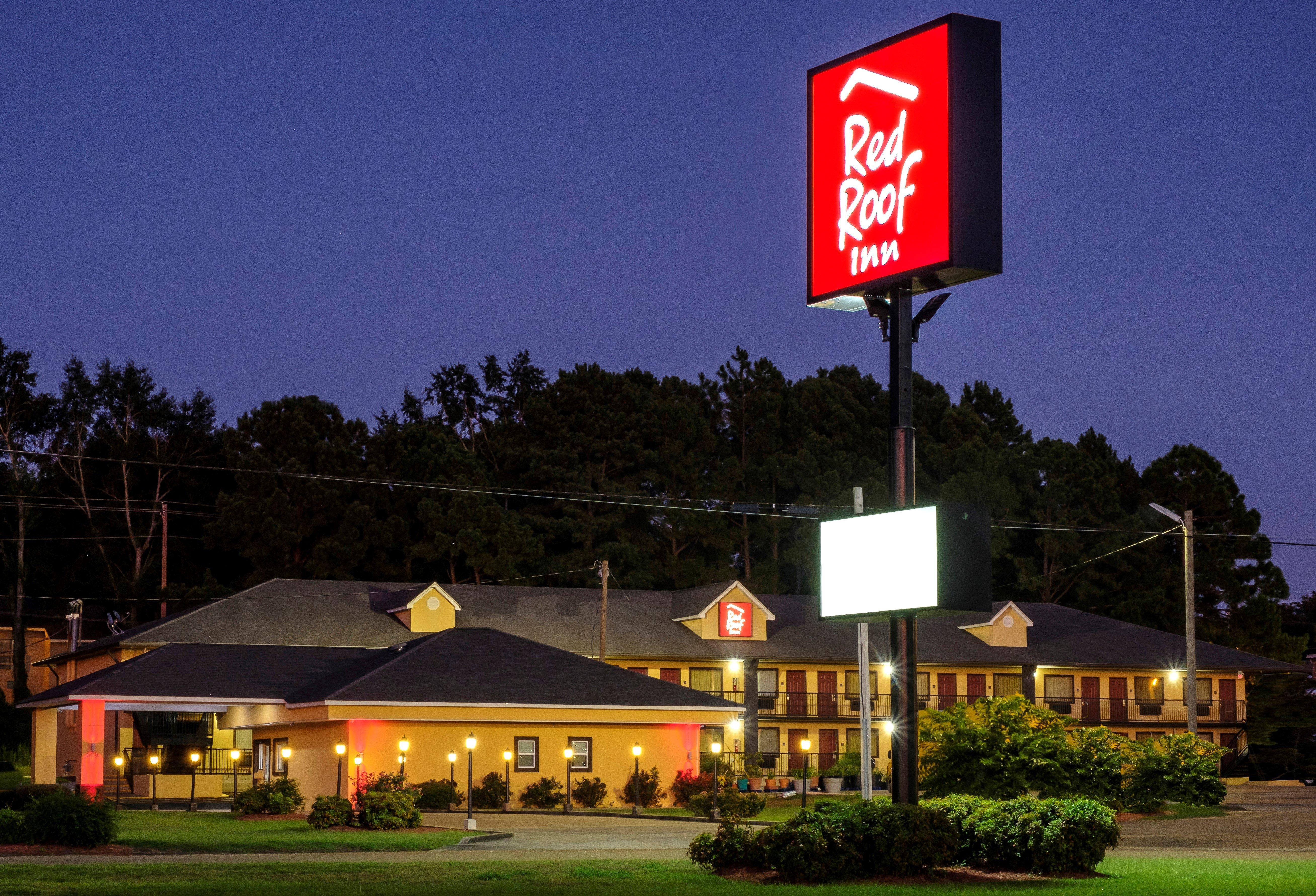 Red Roof Inn Columbus, Ms Extérieur photo