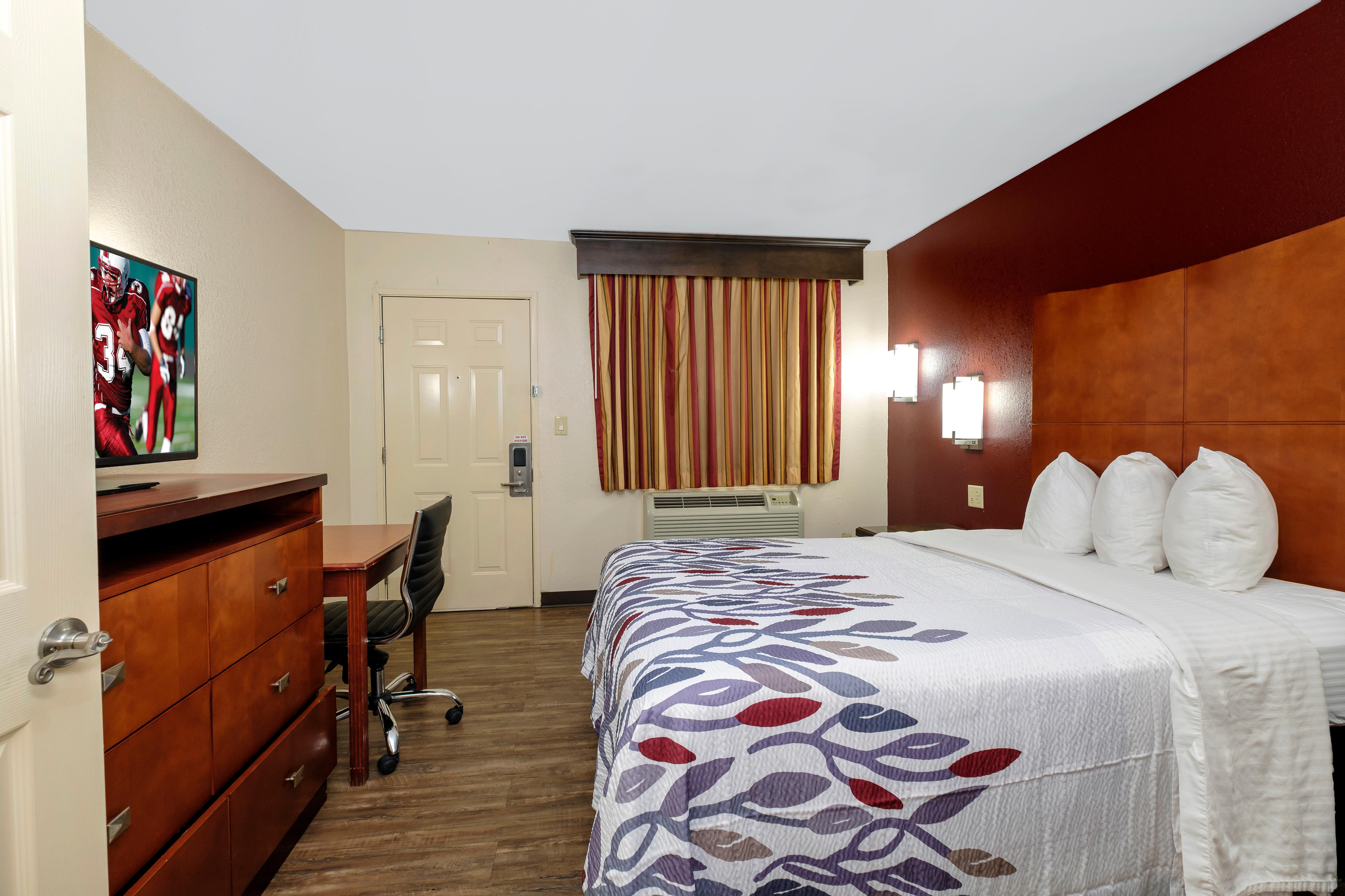 Red Roof Inn Columbus, Ms Extérieur photo