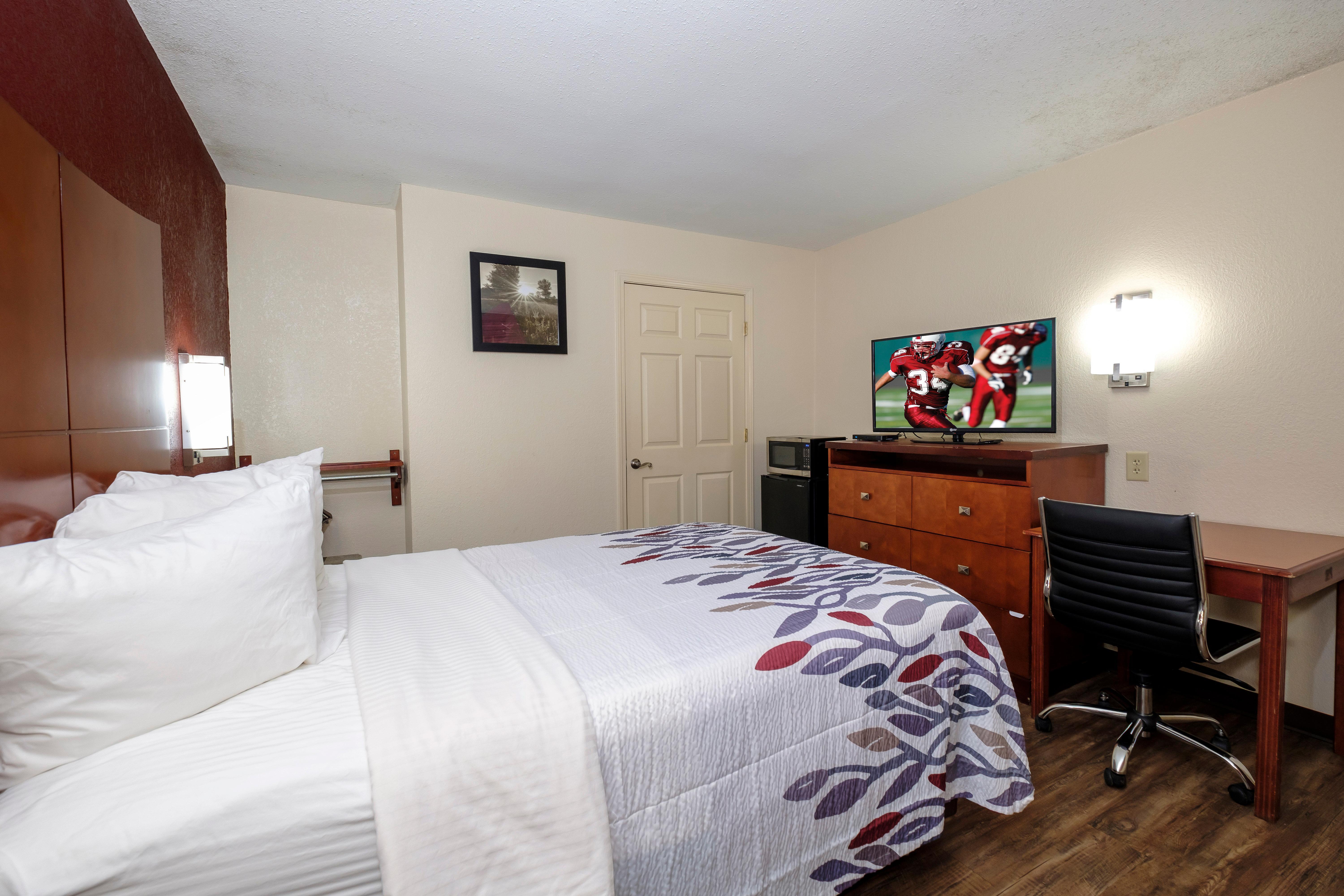 Red Roof Inn Columbus, Ms Extérieur photo