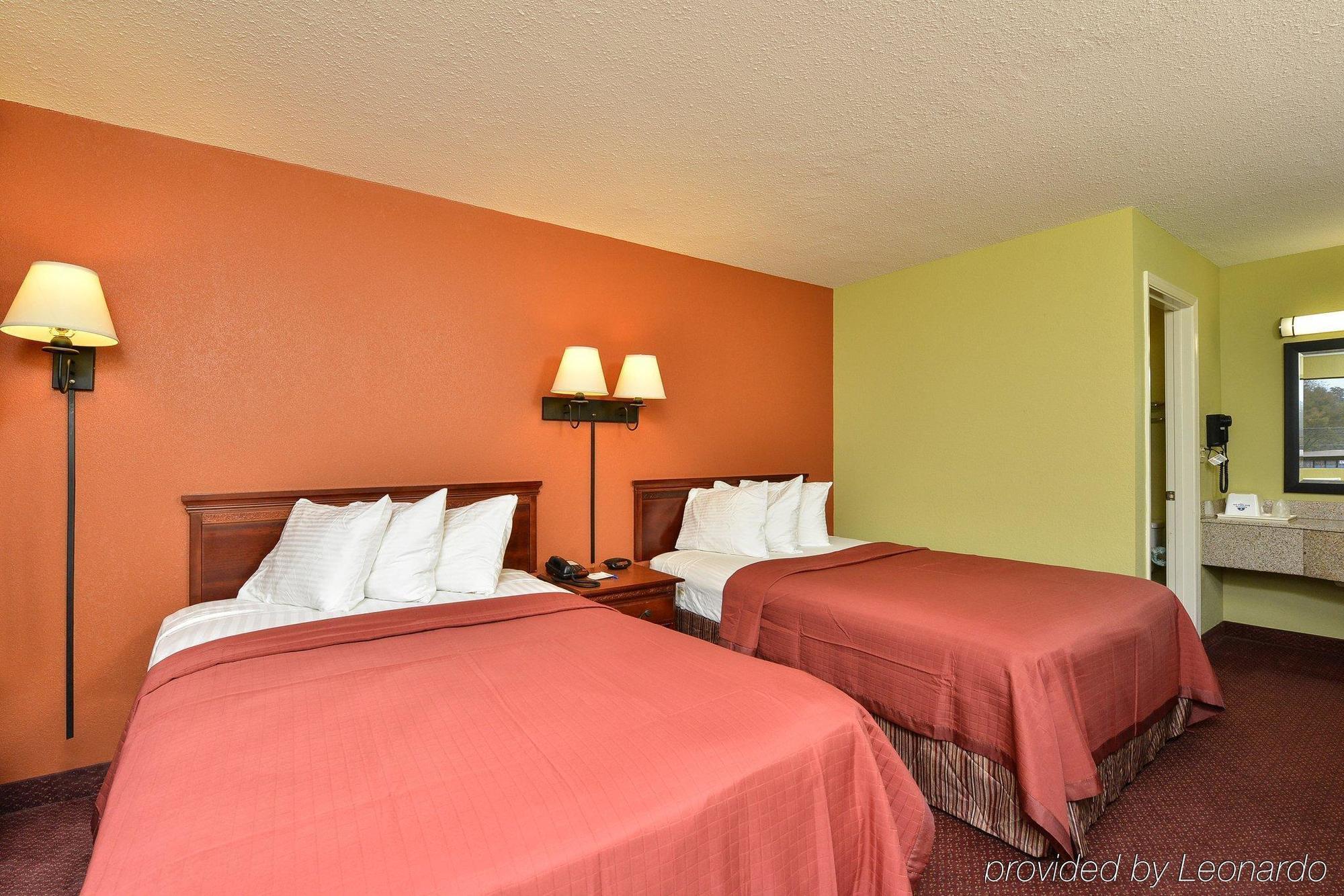 Red Roof Inn Columbus, Ms Extérieur photo