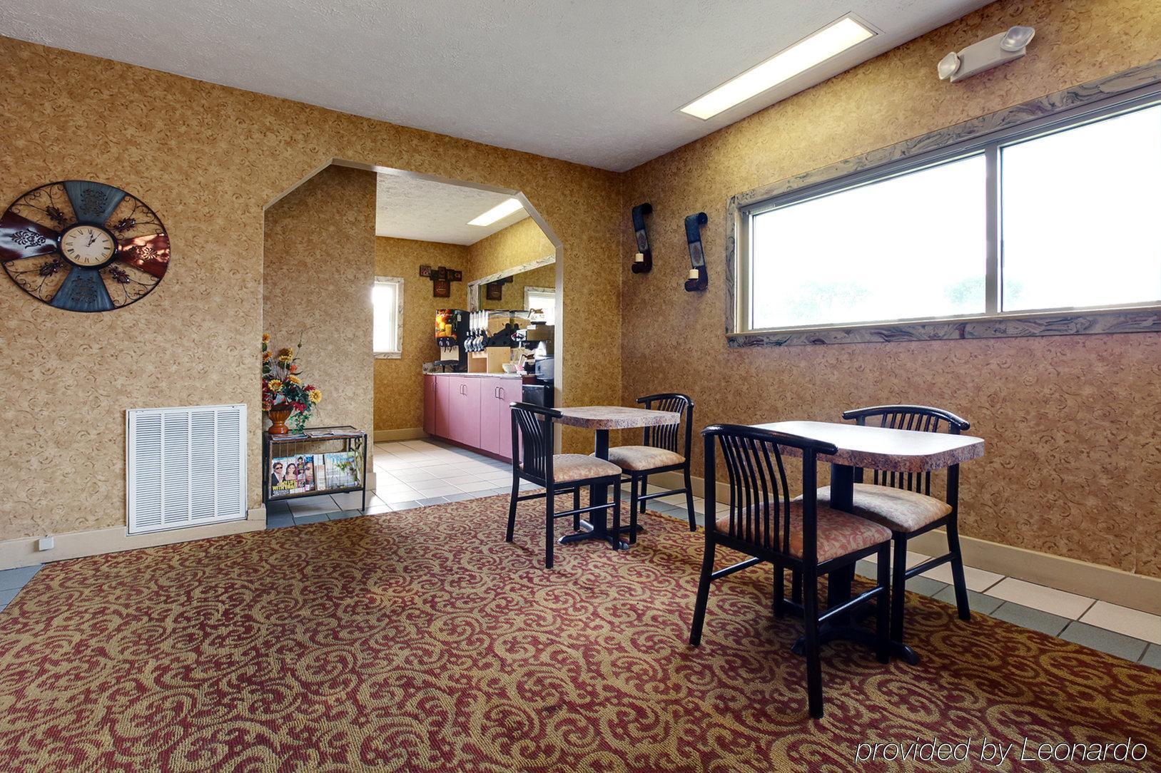 Red Roof Inn Columbus, Ms Restaurant photo