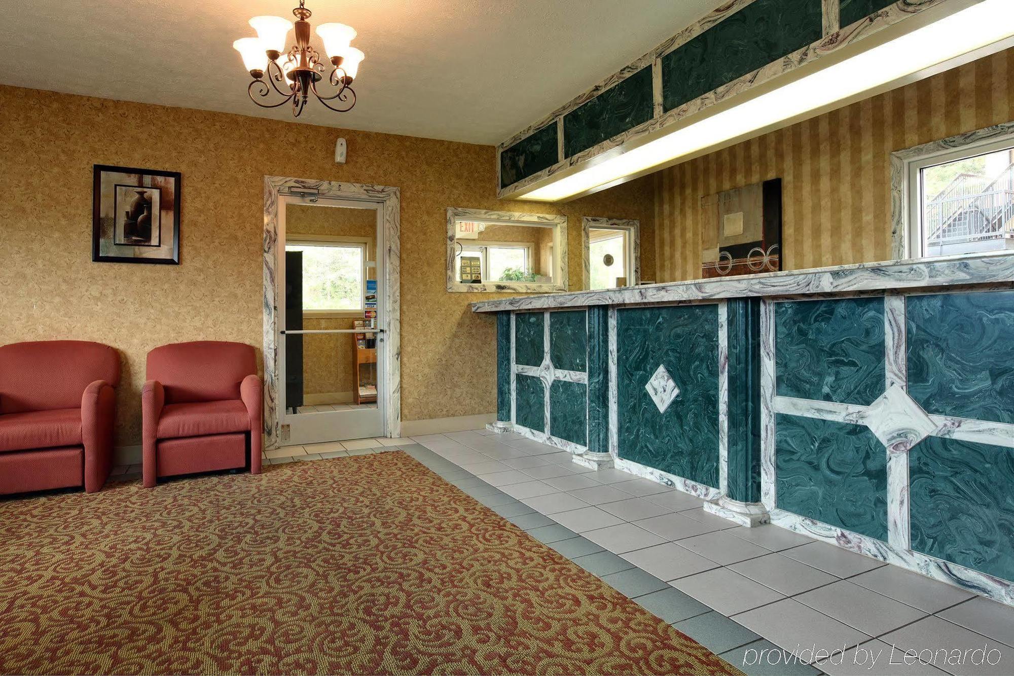 Red Roof Inn Columbus, Ms Extérieur photo